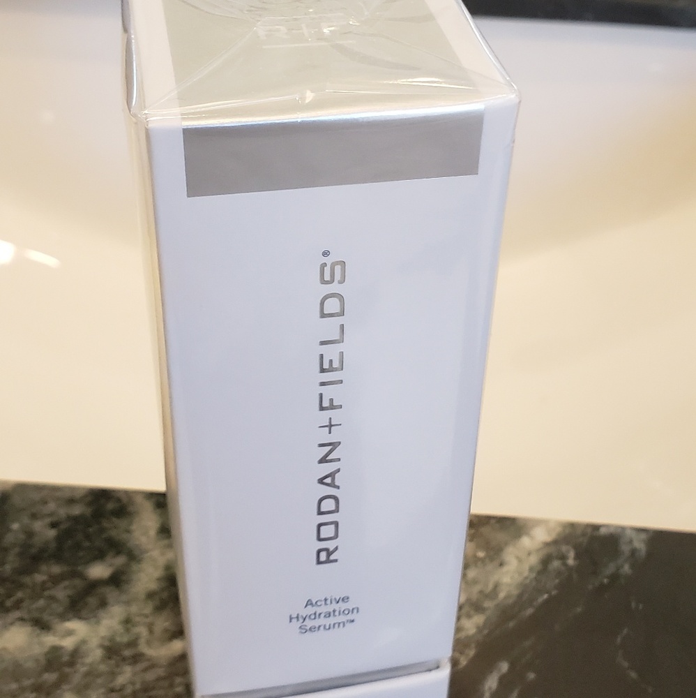 Rodan and fields active hydration serum